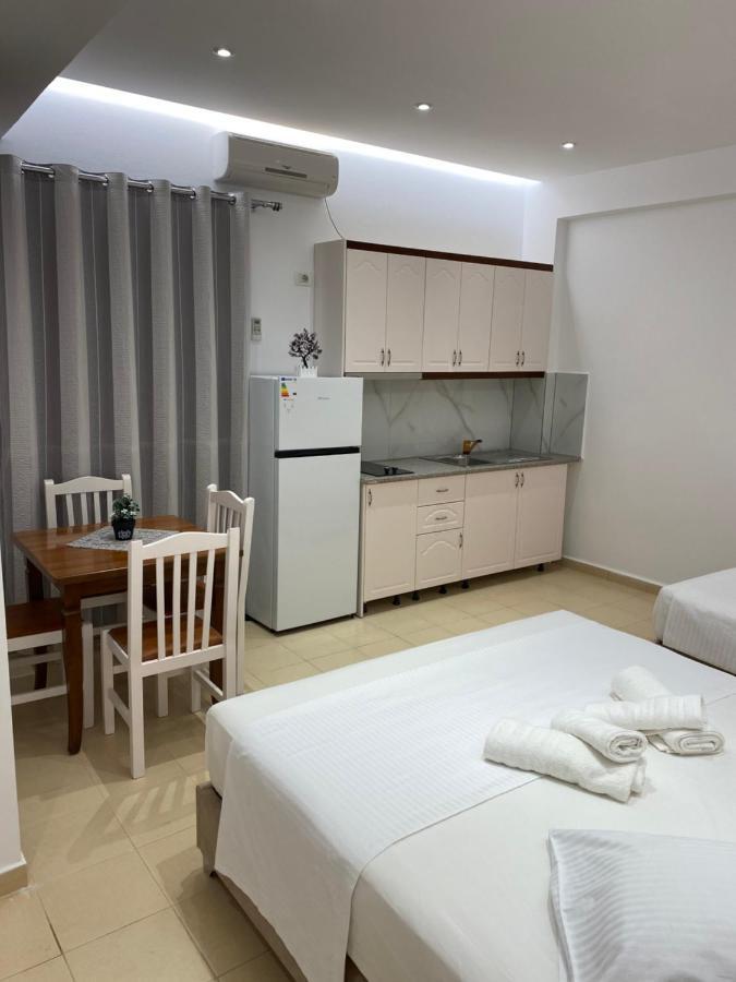Hotel Moscopole Ksamil Eksteriør bilde